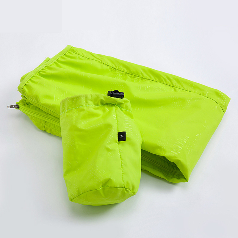 Giacca antipioggia da campeggi - Summer Rain Clothing recensione e prezzo